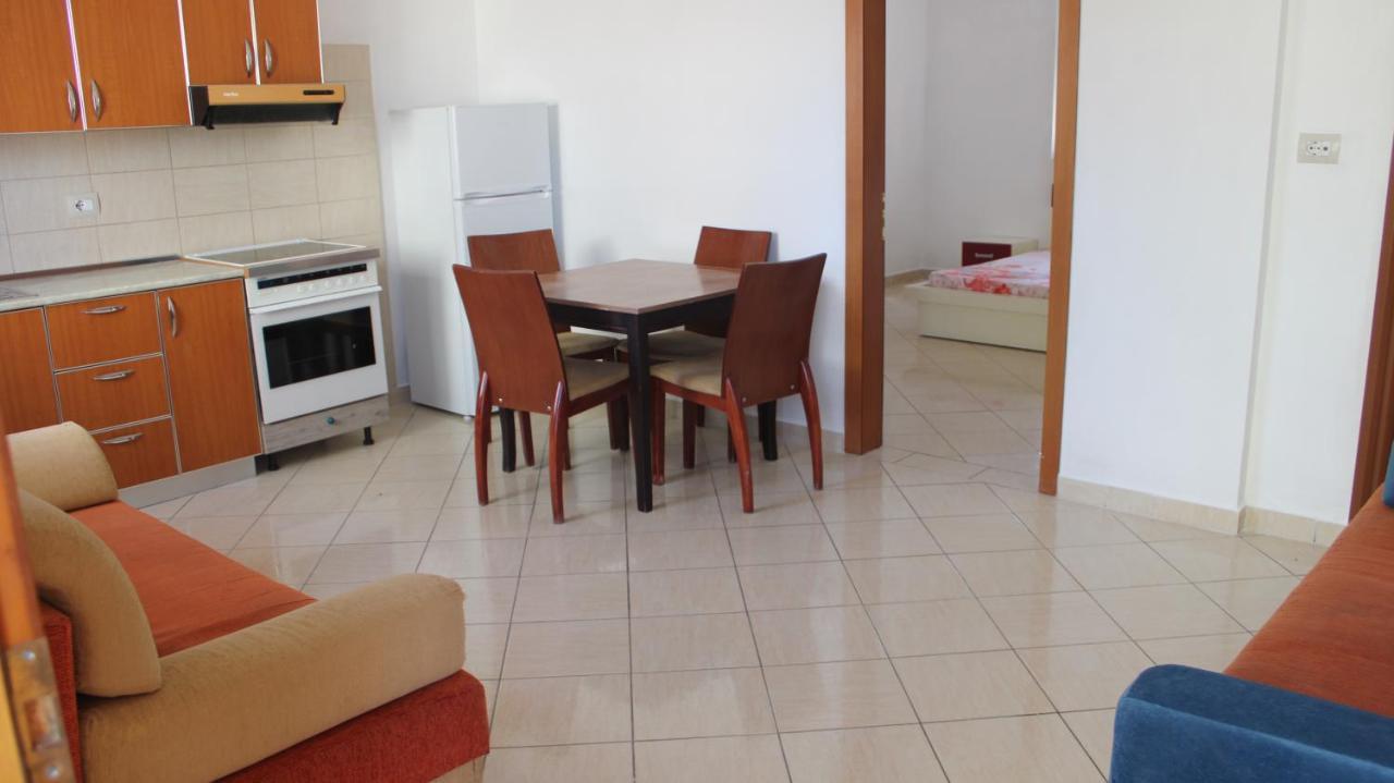 Bledi'S Comfy Apartment In New Blvd / Free Parking Tirana Exterior foto